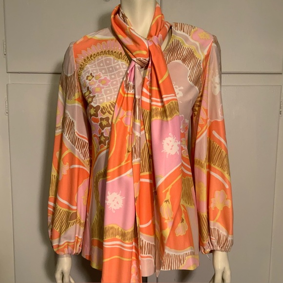 Leo Narducci Tops - Leo Narducci Vintage Floral Blouse and Scarf